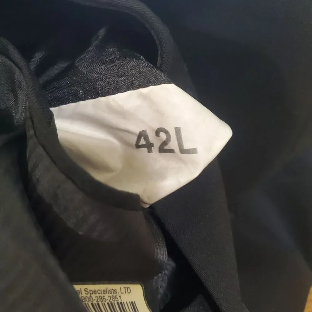 FLUMAGALLI'S TUXEDO BLACK LONG SLEEVE WOOL SIZE 42L